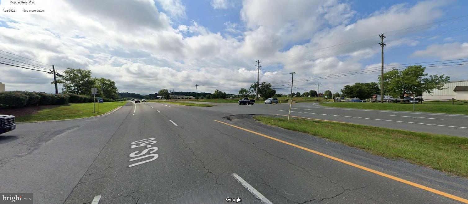 368 Victory Road Winchester, VA 22602 - Photo 4 of 11 a view of a city