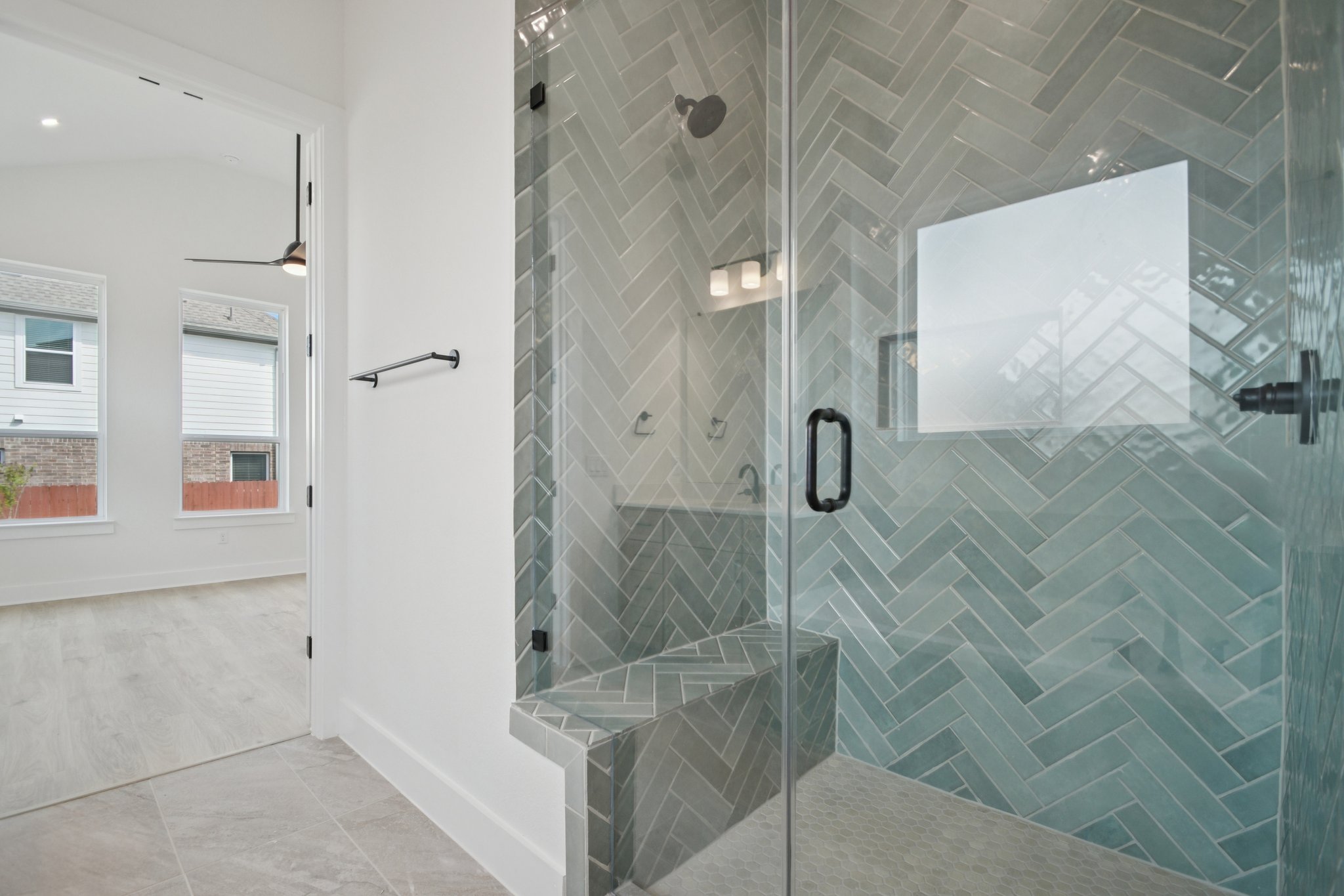 1660 Cardinal Lane Round Rock, TX 78681 - Photo 23 of 35 a bathroom with a shower
