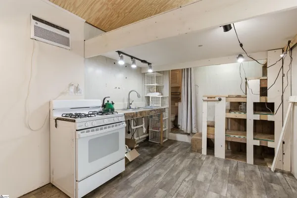 $130,000 | 140 Simpson Avenue, Woodruff, SC 29388