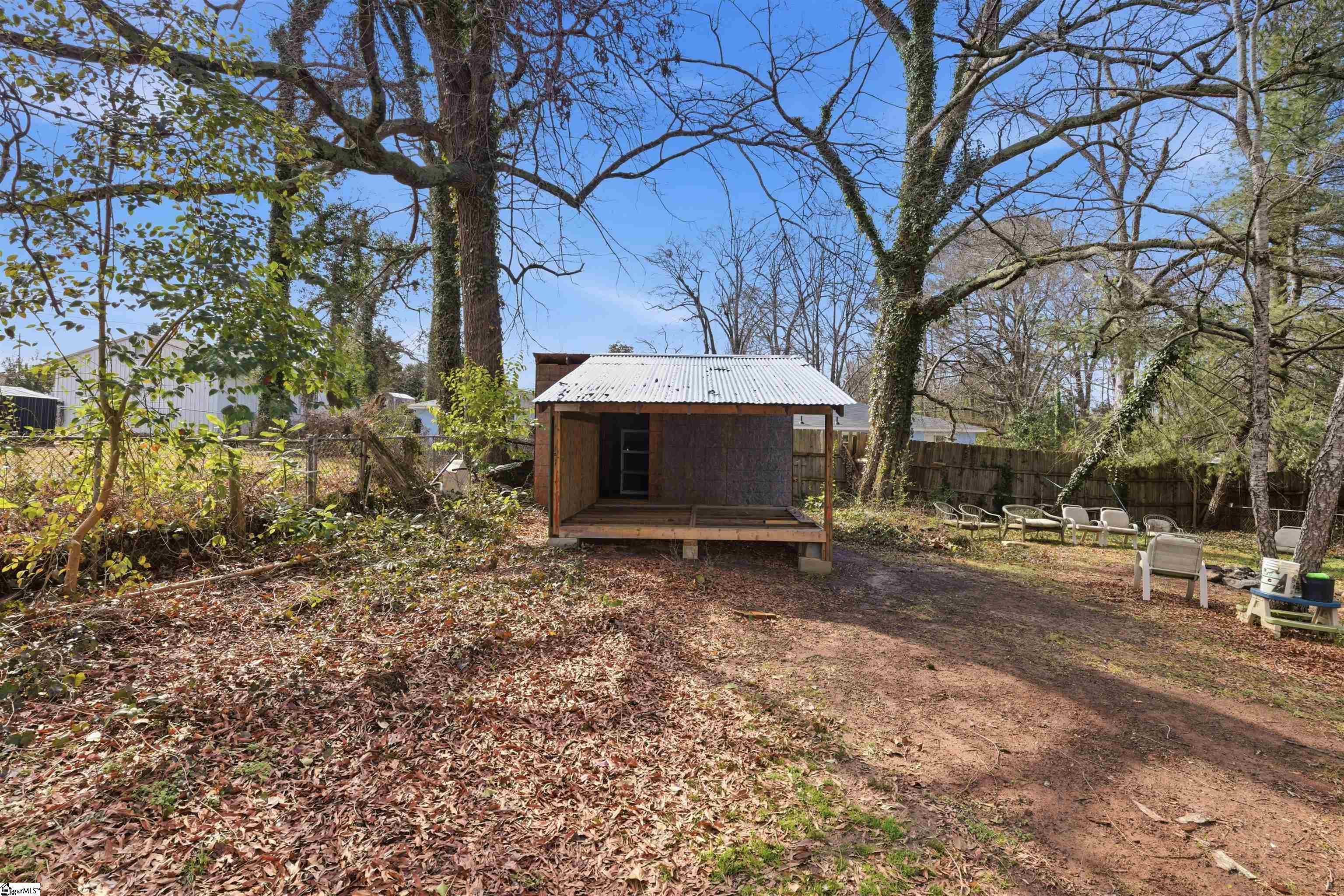 140 Simpson Avenue Woodruff, SC 29388 - Photo 11 of 24