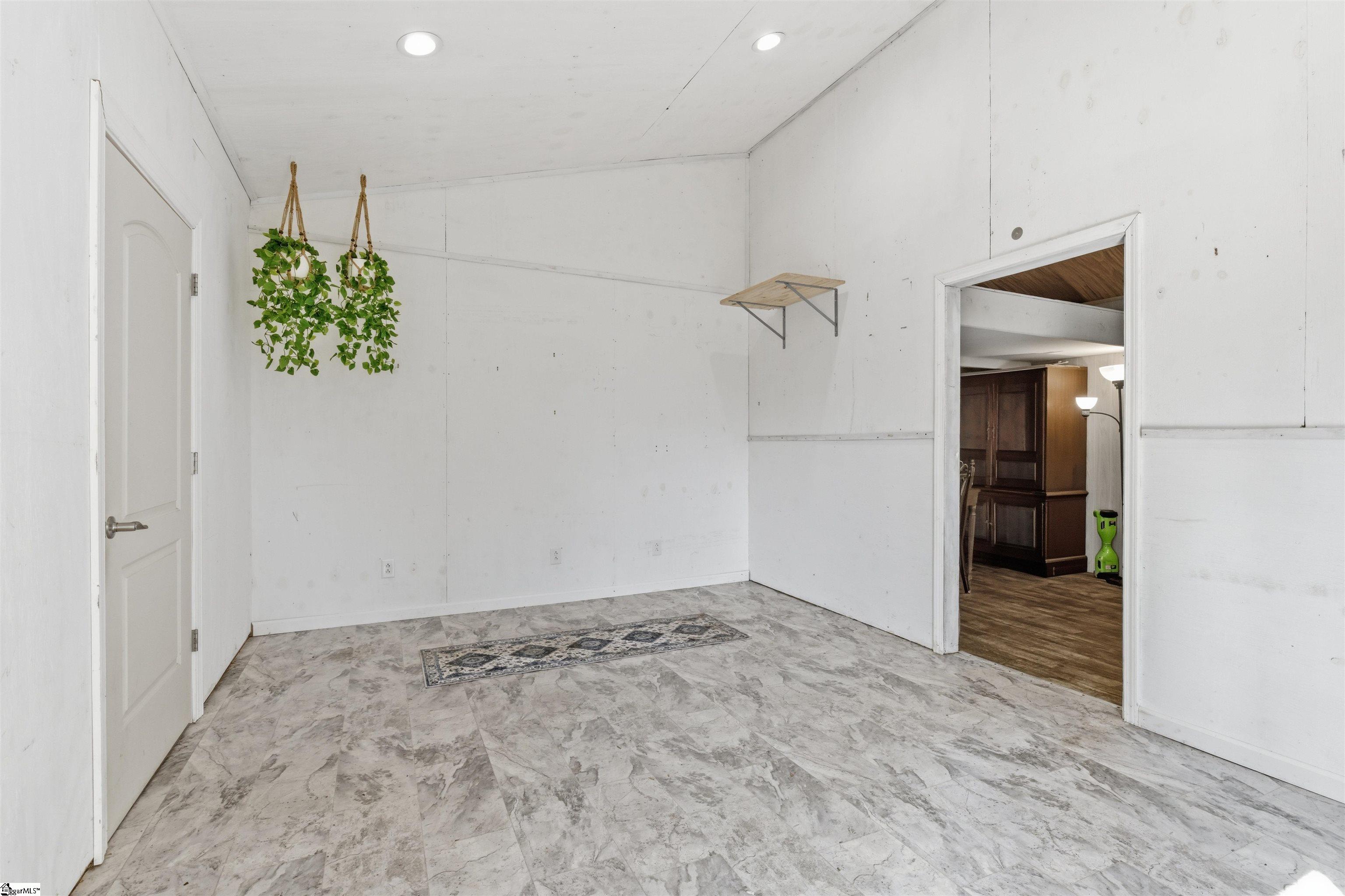 140 Simpson Avenue Woodruff, SC 29388 - Photo 21 of 24