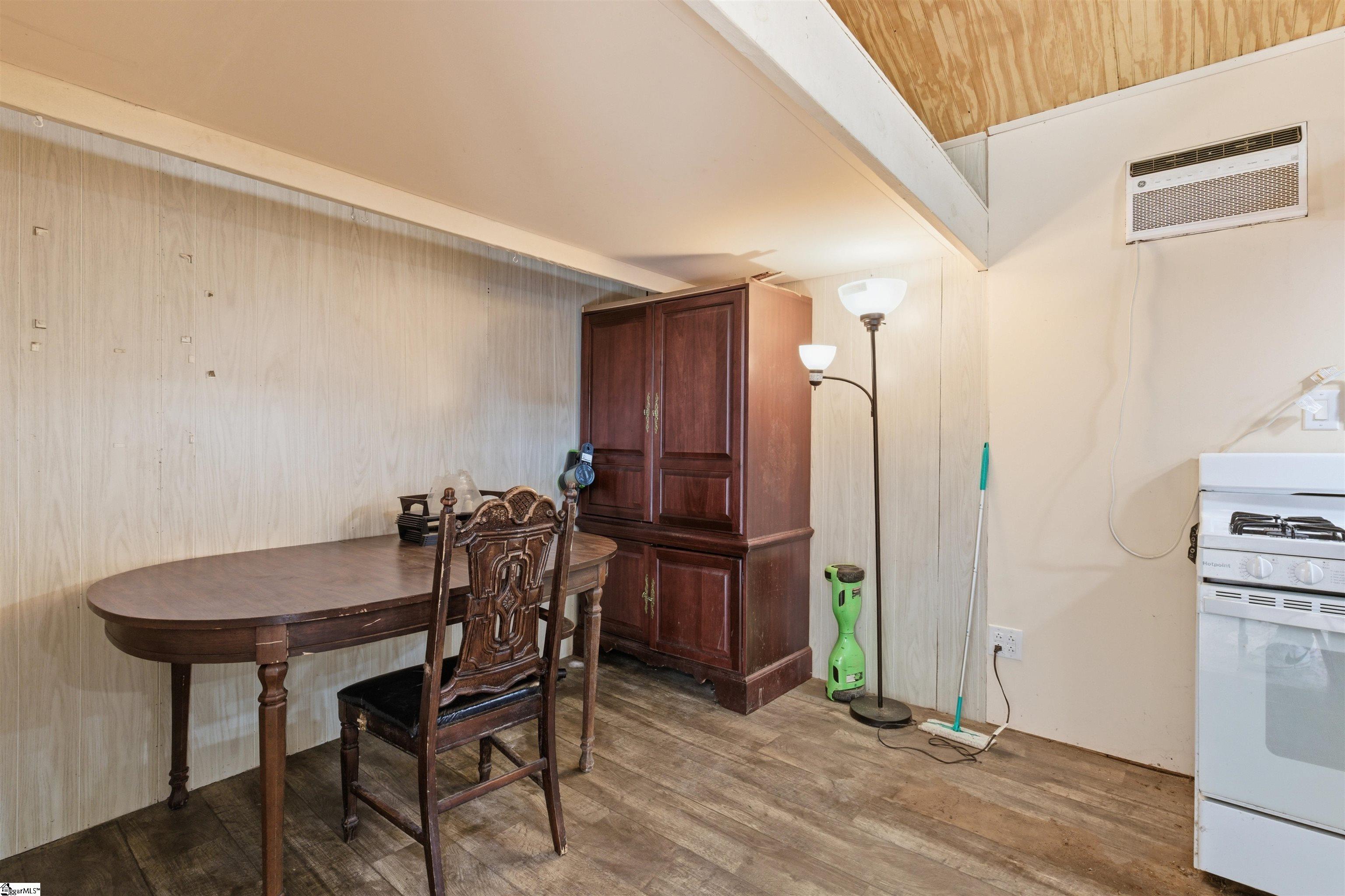 140 Simpson Avenue Woodruff, SC 29388 - Photo 23 of 24