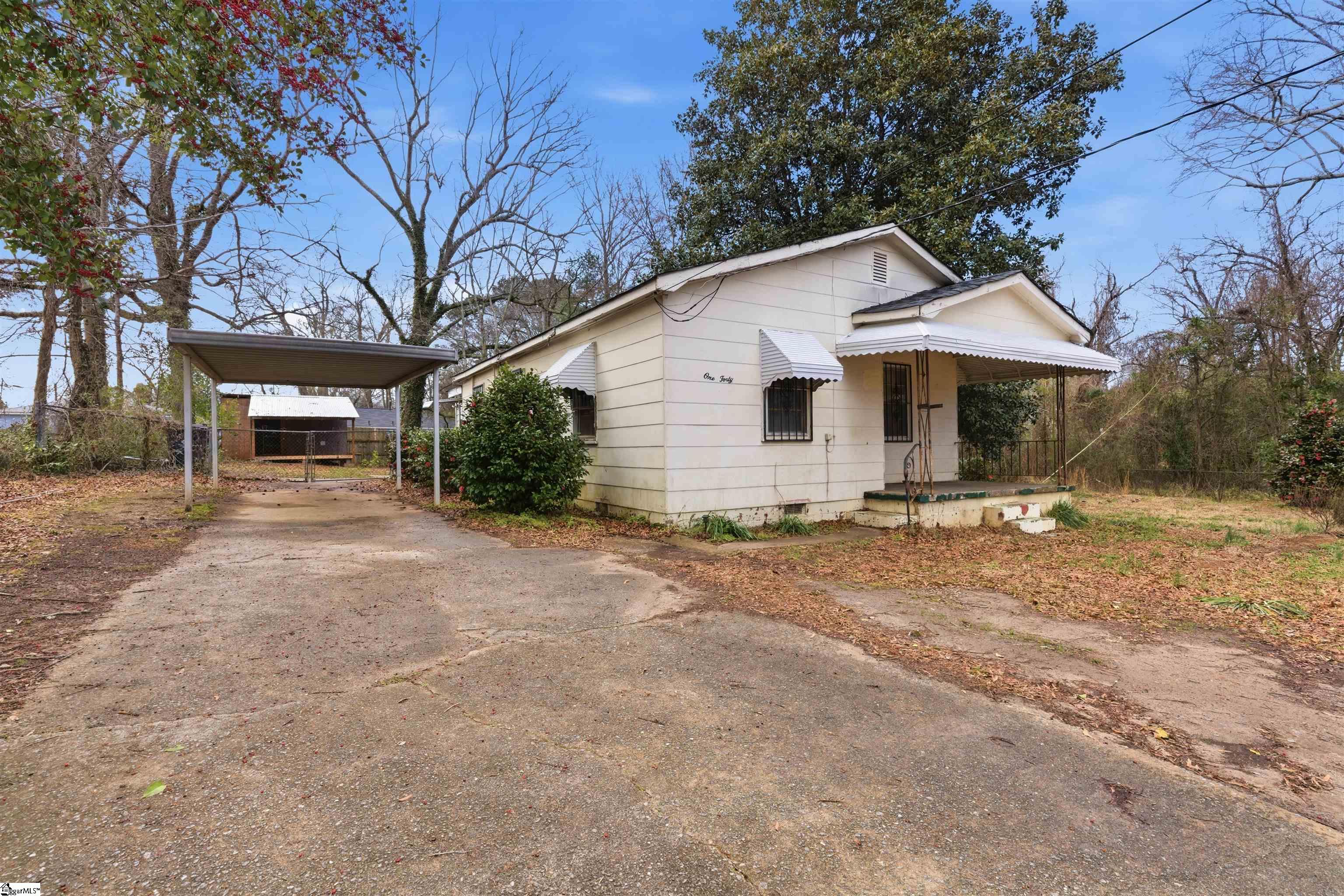 140 Simpson Avenue Woodruff, SC 29388 - Photo 8 of 24