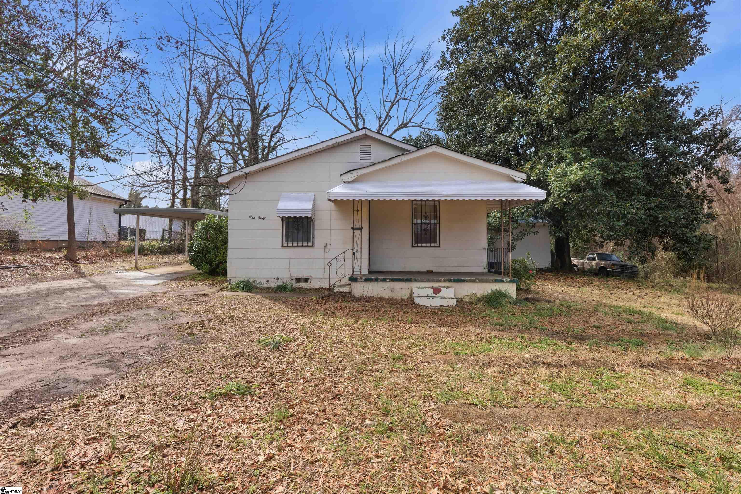 140 Simpson Avenue Woodruff, SC 29388 - Photo 10 of 24