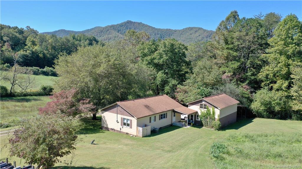 757 Calvary Church Road Sylva, NC 28779 - Photo 3 of 33 Gallery Image 3