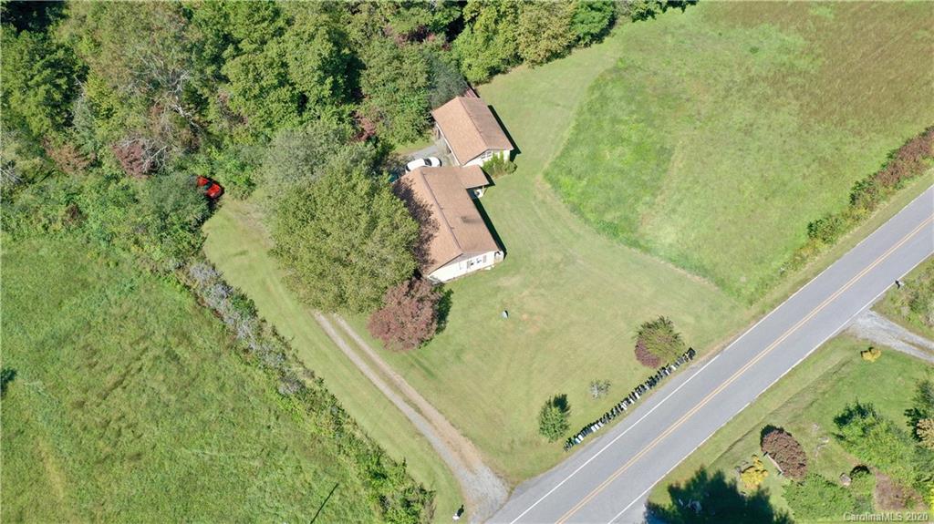 757 Calvary Church Road Sylva, NC 28779 - Photo 4 of 33 Gallery Image 4