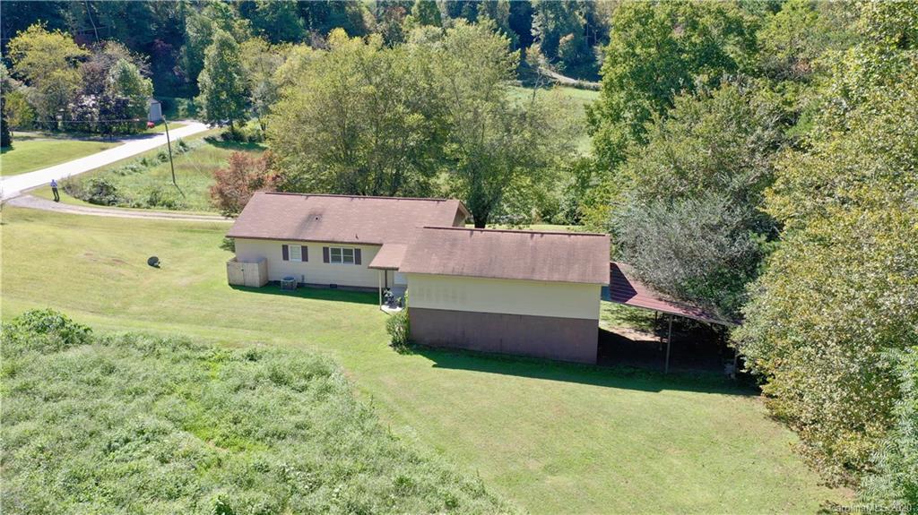 757 Calvary Church Road Sylva, NC 28779 - Photo 6 of 33 Gallery Image 6