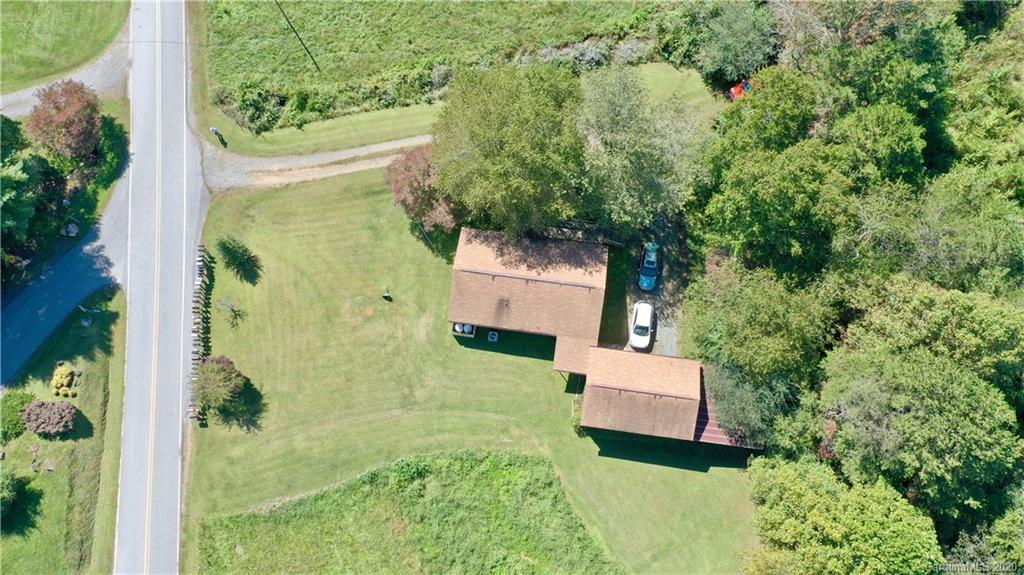 757 Calvary Church Road Sylva, NC 28779 - Photo 9 of 33 Gallery Image 9