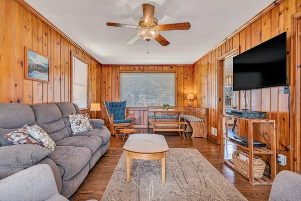 $384,950 | 2718 Wilshire Avenue Southwest, Roanoke, VA 24015