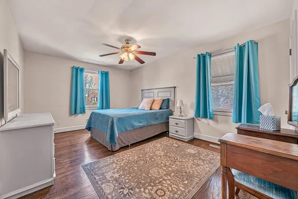 $384,950 | 2718 Wilshire Avenue Southwest, Roanoke, VA 24015