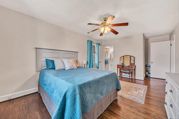 $384,950 | 2718 Wilshire Avenue Southwest, Roanoke, VA 24015