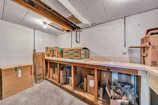 $384,950 | 2718 Wilshire Avenue Southwest, Roanoke, VA 24015