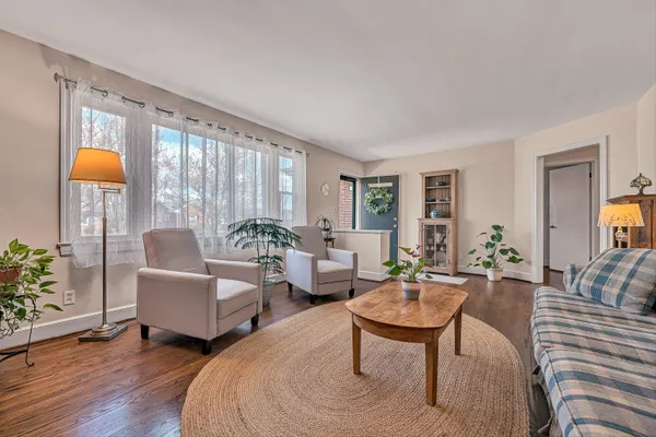 $384,950 | 2718 Wilshire Avenue Southwest, Roanoke, VA 24015