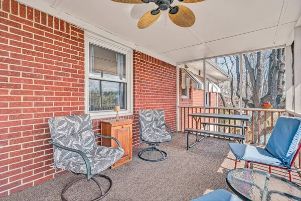 $384,950 | 2718 Wilshire Avenue Southwest, Roanoke, VA 24015