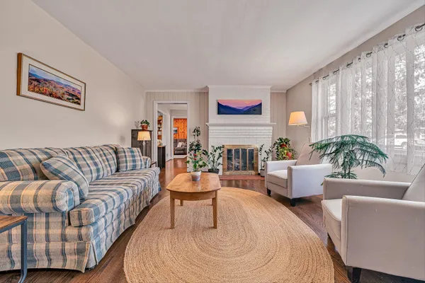 $384,950 | 2718 Wilshire Avenue Southwest, Roanoke, VA 24015