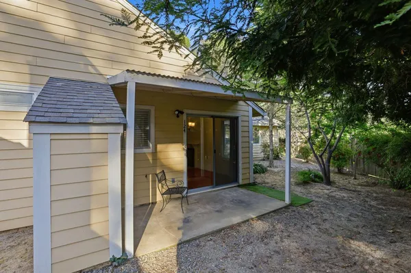 $220,000 | 11330 Fair Oaks Boulevard, Unit 124, Fair Oaks, CA 95628