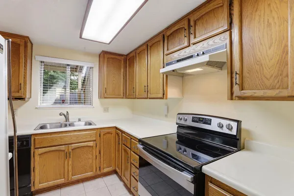$220,000 | 11330 Fair Oaks Boulevard, Unit 124, Fair Oaks, CA 95628