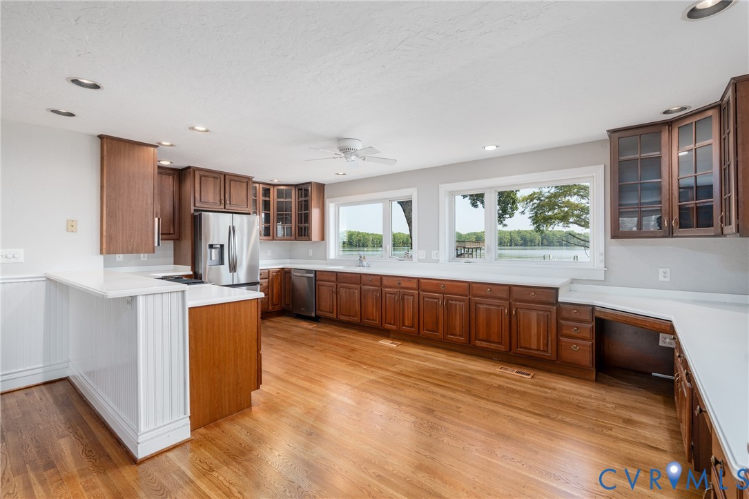 3032 North Riverside Drive Lanexa, VA 23089 - Photo 22 of 33 Spacious kitchen featuring extensive wood cabinetr