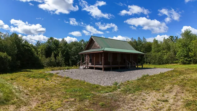 $385,000 | 1968 Highway 193, Beddington, ME 04622