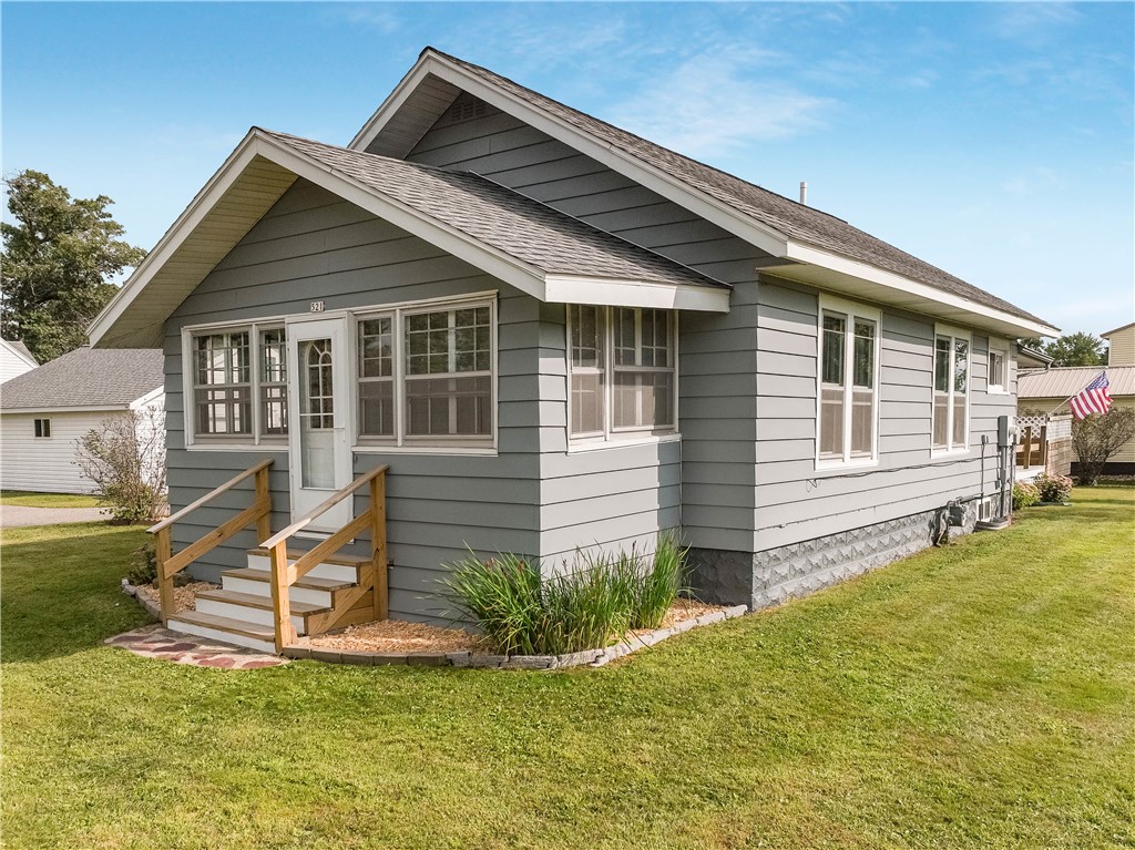 521 Dallas Street Chetek, WI 54728 - Photo 1 of 1 Gallery Image 1