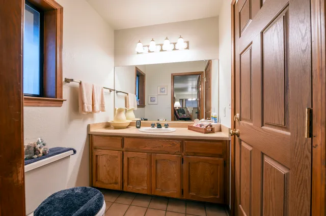 $439,900 | 3122 Panorama Drive, Redding, CA 96003