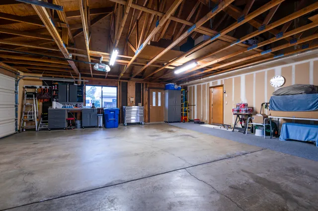 $439,900 | 3122 Panorama Drive, Redding, CA 96003