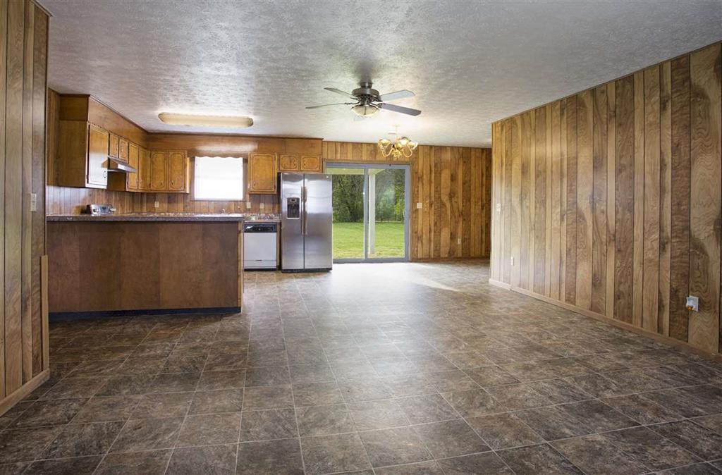 3887 Double S Road Dayton, TN 37321 - Photo 2 of 19 2