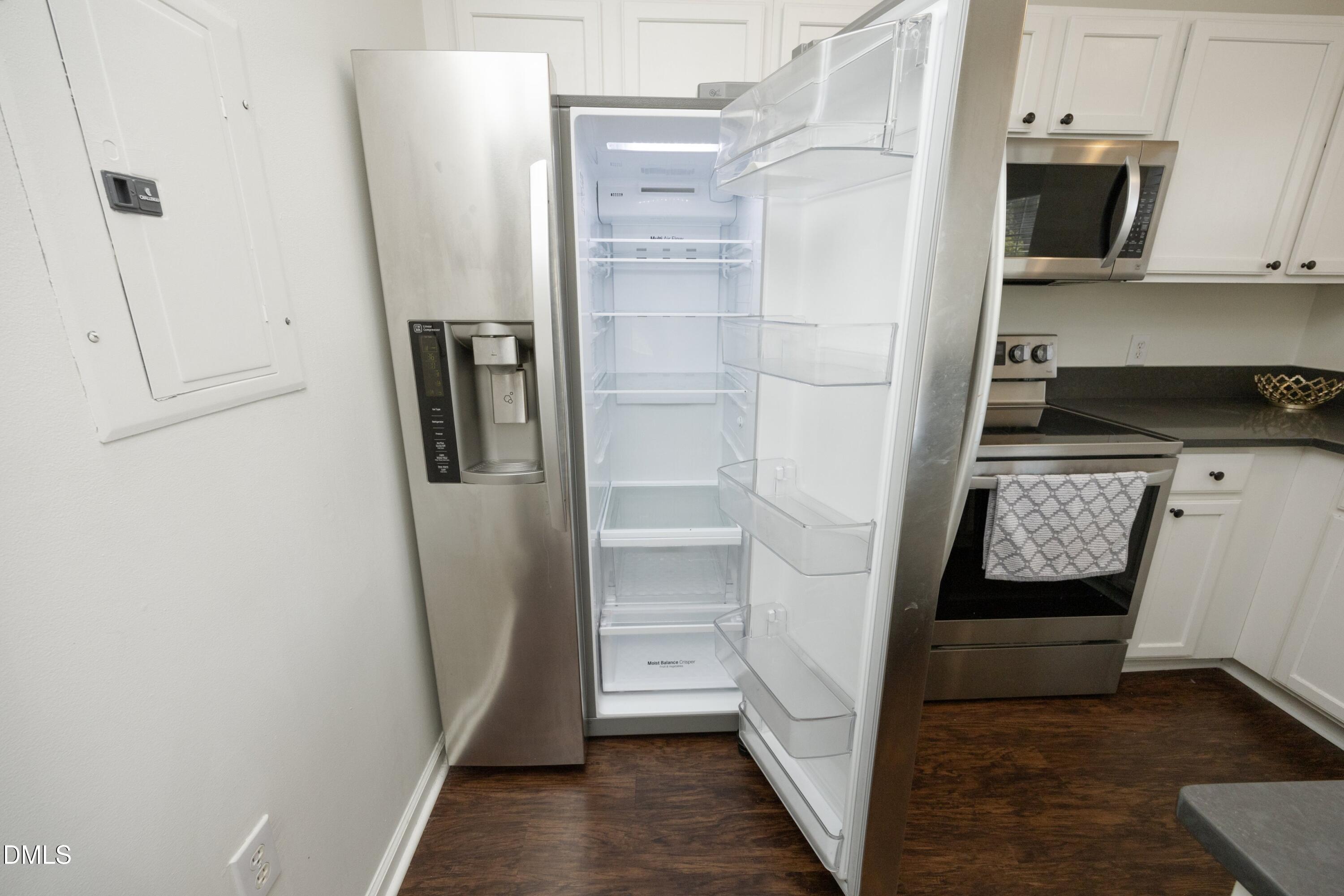 521 Renshaw Court Cary, NC 27518 - Photo 13 of 34 a view of walk in closet