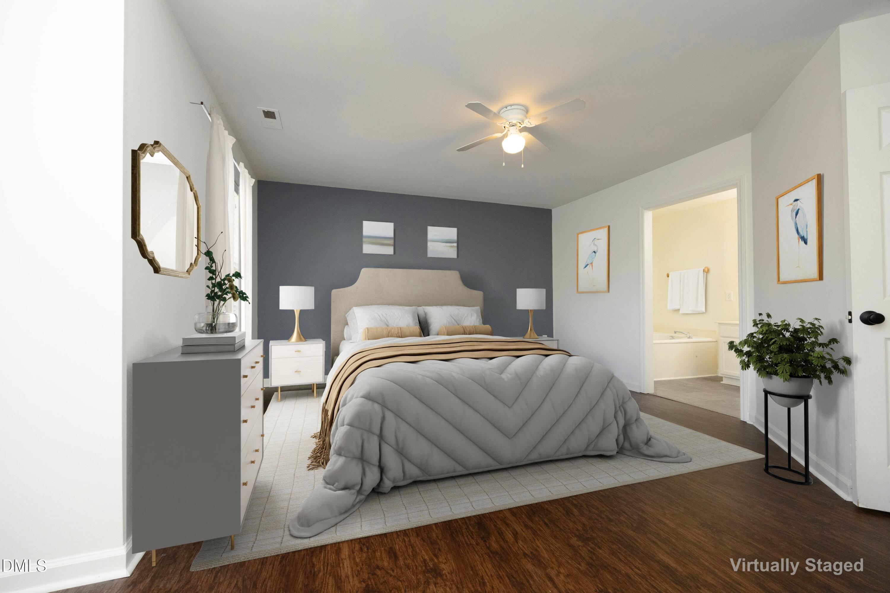 521 Renshaw Court Cary, NC 27518 - Photo 17 of 34 521 Renshaw BR Staged