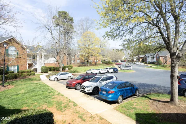$275,000 | 521 Renshaw Court, Cary, NC 27518