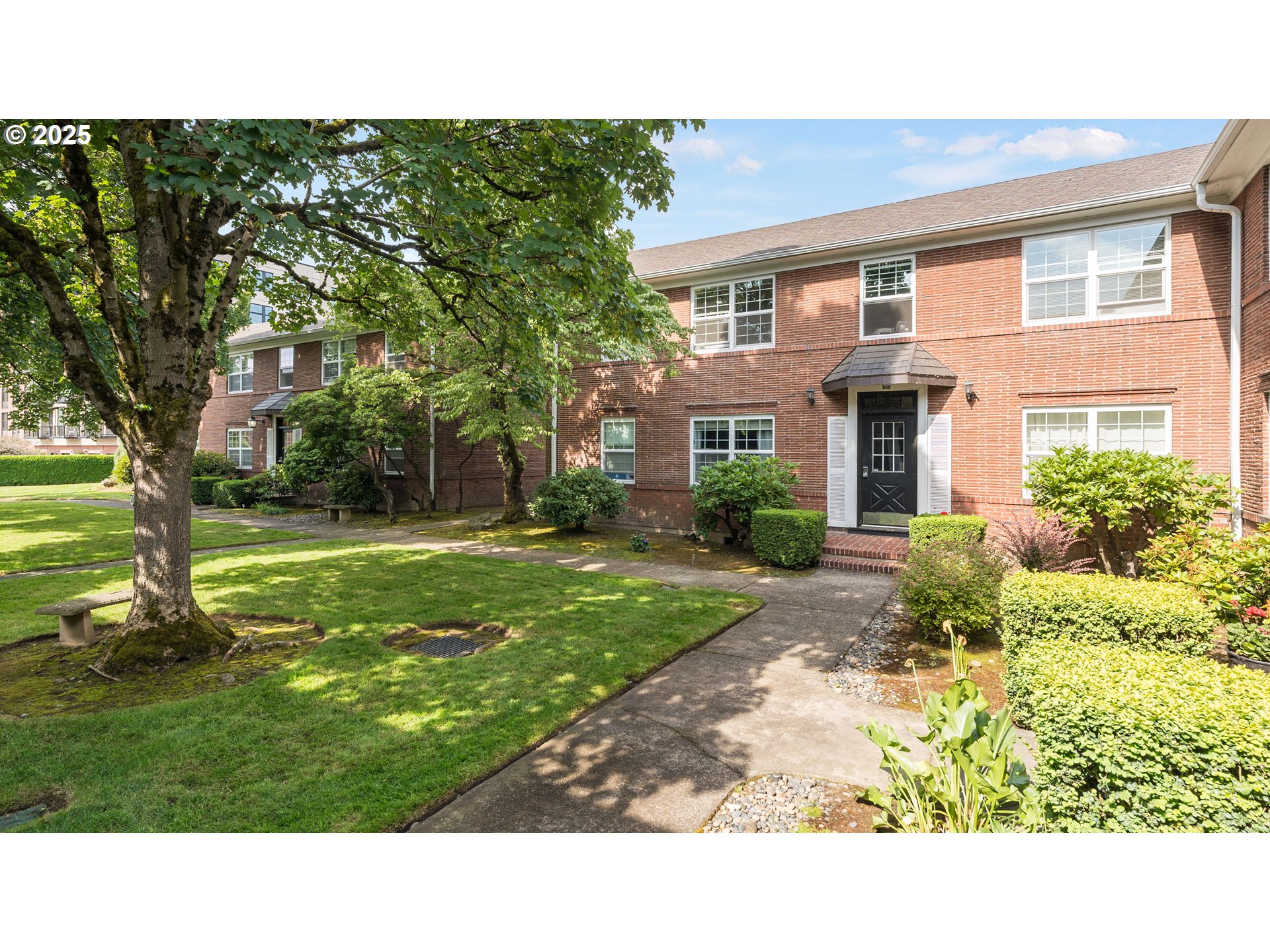 a black and white photo of a house