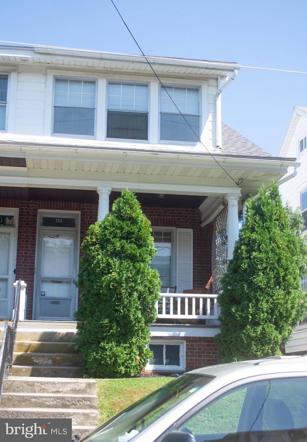 233 South Sterley Street Reading, PA 19607 - Photo 1 of 23 Gallery Image 1