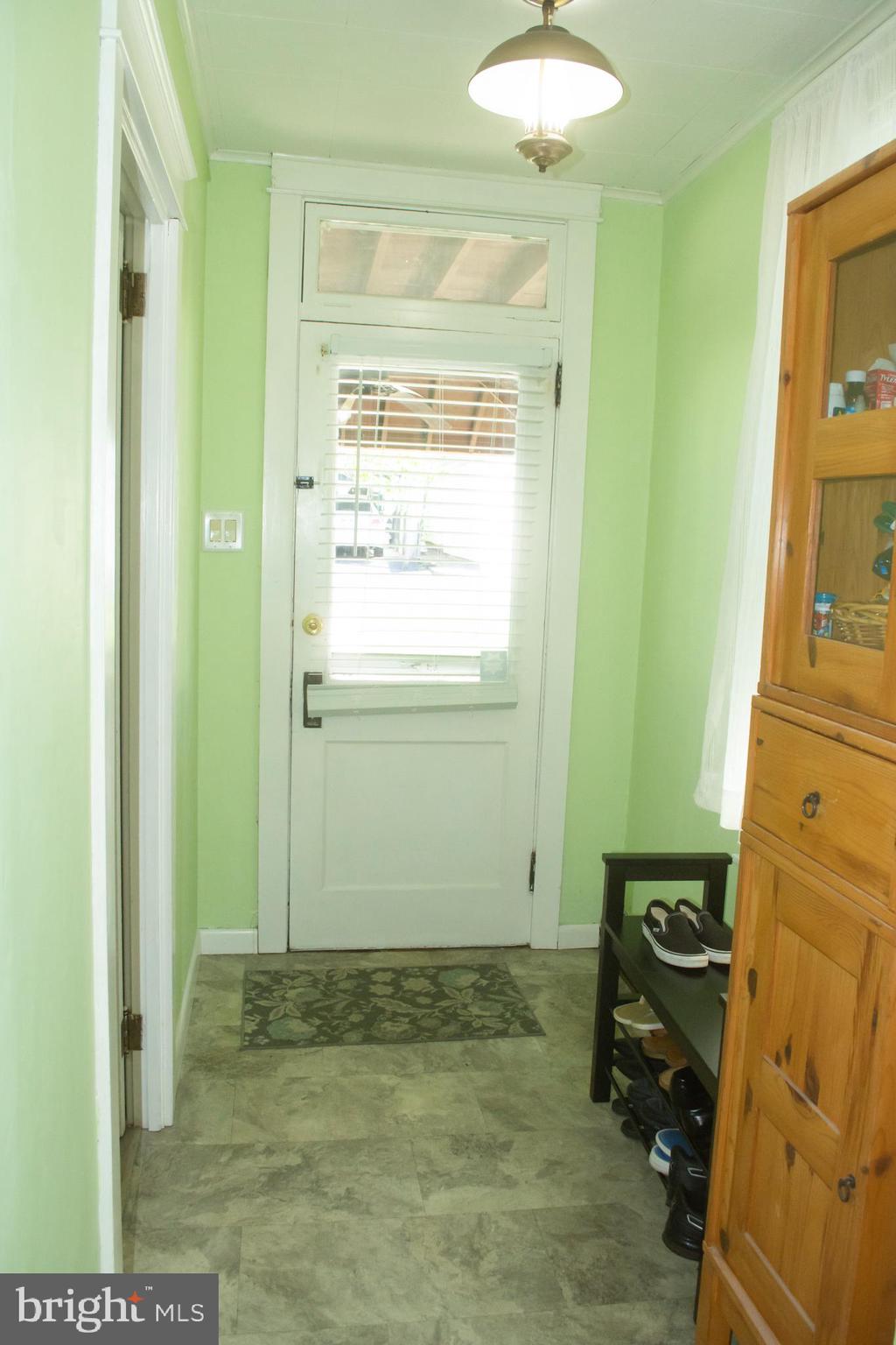 233 South Sterley Street Reading, PA 19607 - Photo 11 of 23 Gallery Image 11
