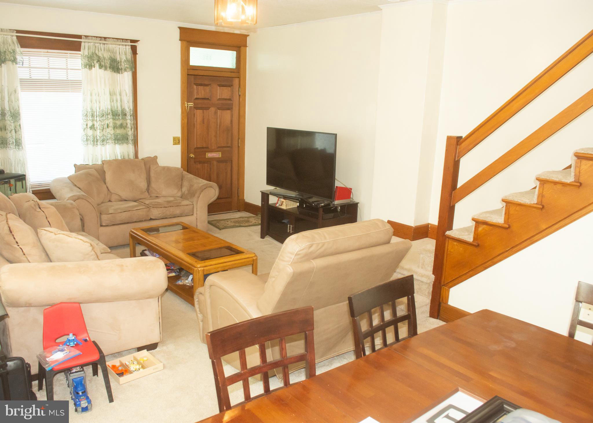 233 South Sterley Street Reading, PA 19607 - Photo 4 of 23 Gallery Image 4