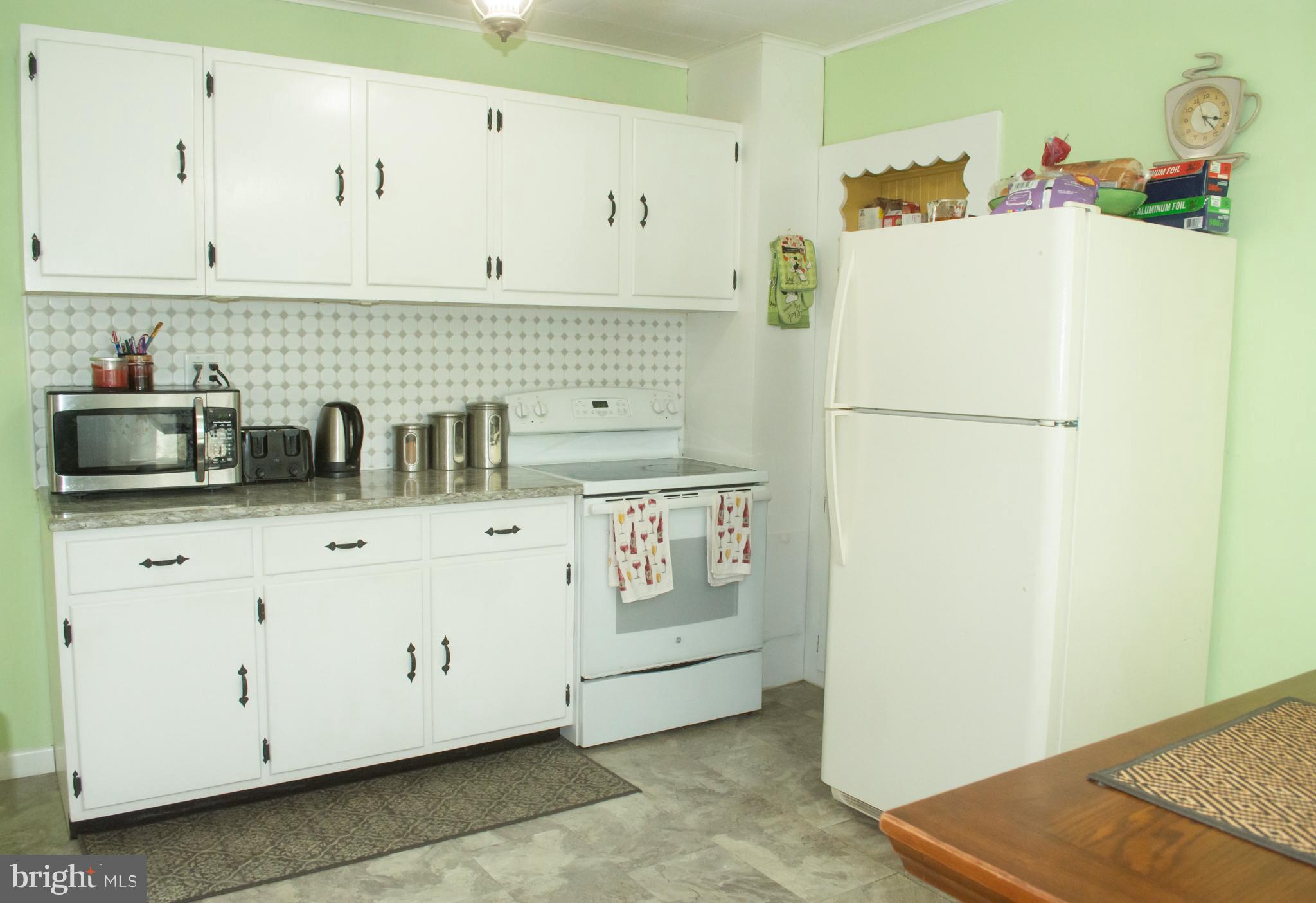233 South Sterley Street Reading, PA 19607 - Photo 7 of 23 Gallery Image 7
