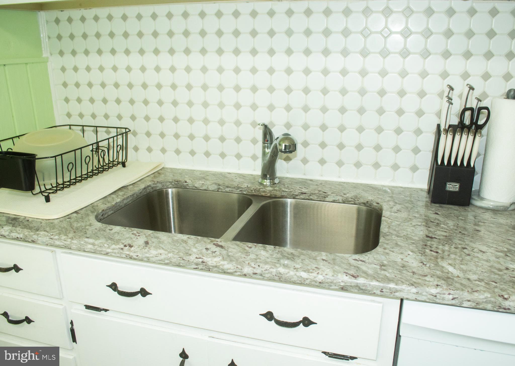 233 South Sterley Street Reading, PA 19607 - Photo 9 of 23 Gallery Image 9