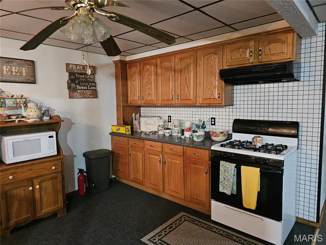 $299,500 | 405 South 3rd Street, Percy, IL 62272