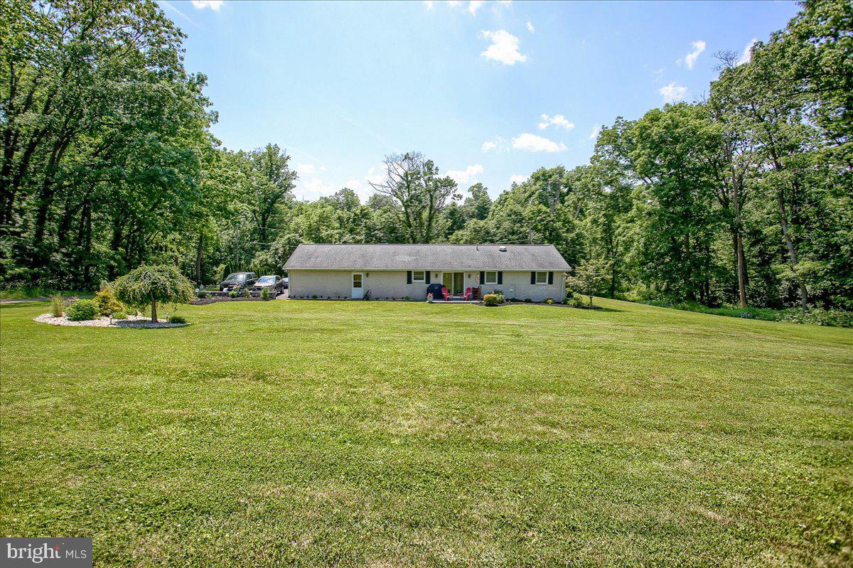 334 Mountain Road Halifax, PA 17032 - Photo 6 of 33