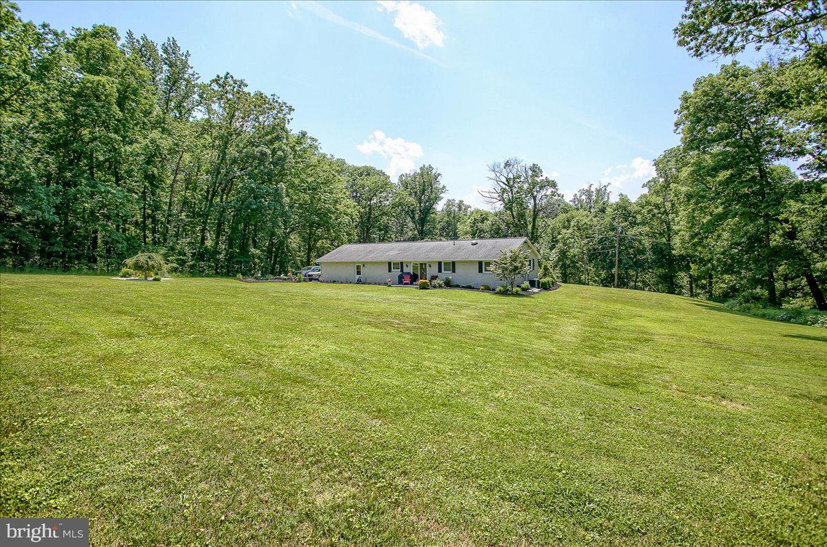 334 Mountain Road Halifax, PA 17032 - Photo 7 of 33