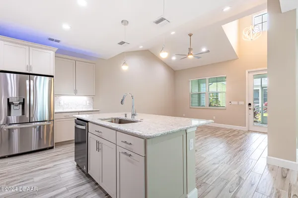 $2,800 | 212 Gypsy Palace Lane, Daytona Beach, FL 32124