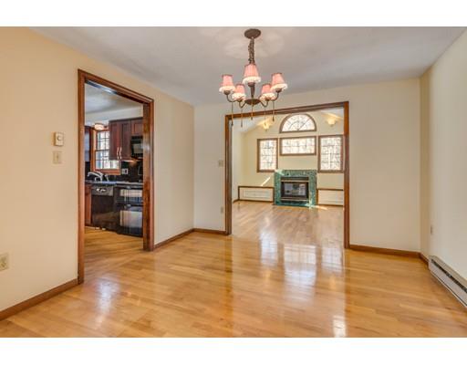 12 Collins Road Wakefield, MA 01880 - Photo 10 of 28 Gallery Image 10