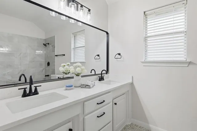 $2,950 | 1401 Danielle Drive, Bedford, TX 76021