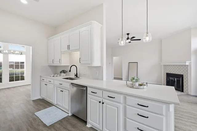 $2,950 | 1401 Danielle Drive, Bedford, TX 76021