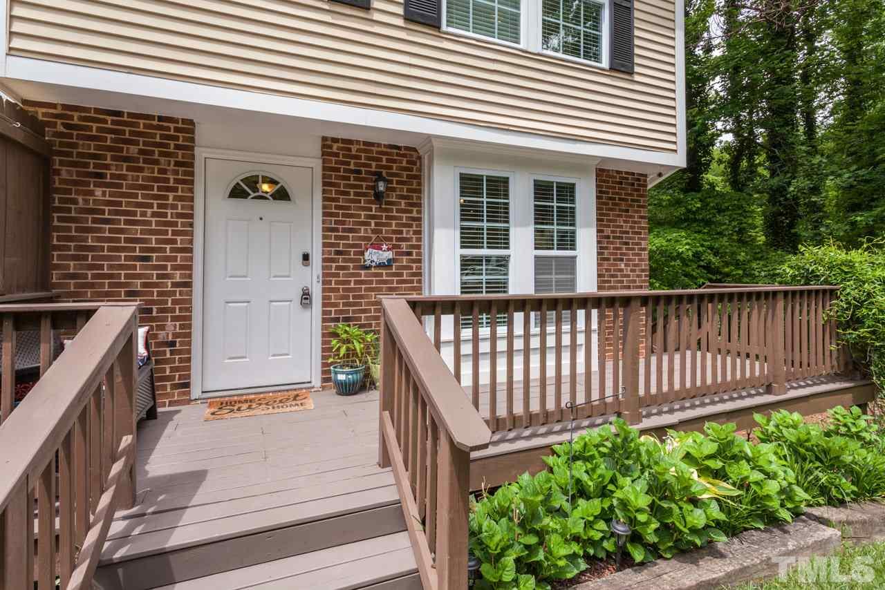 7322 Shellburne Drive Raleigh, NC 27612 - Photo 2 of 24