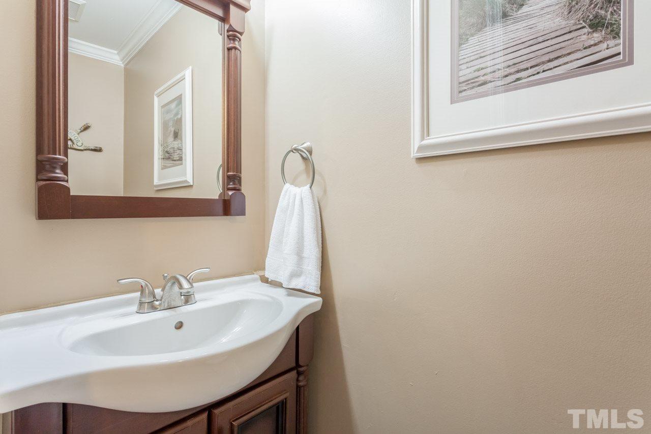 7322 Shellburne Drive Raleigh, NC 27612 - Photo 17 of 24