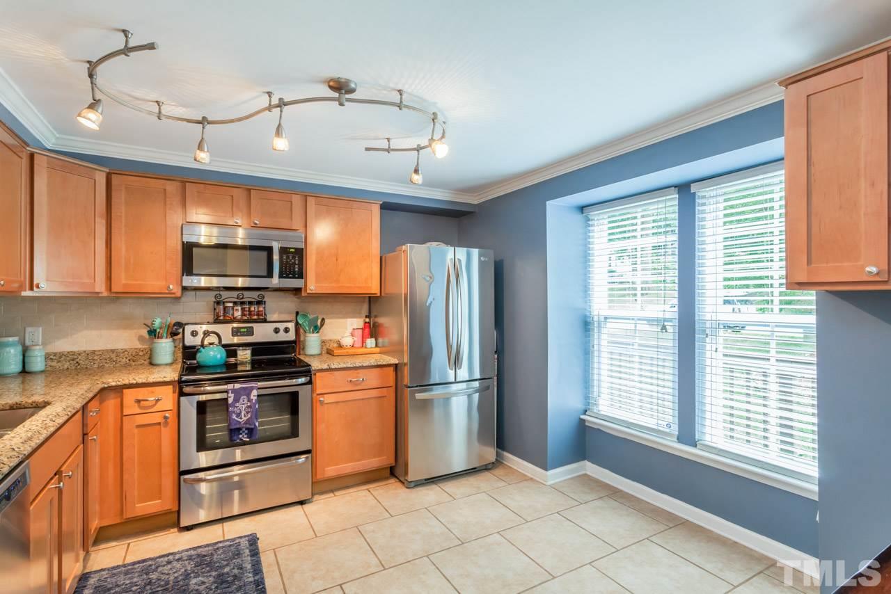 7322 Shellburne Drive Raleigh, NC 27612 - Photo 7 of 24