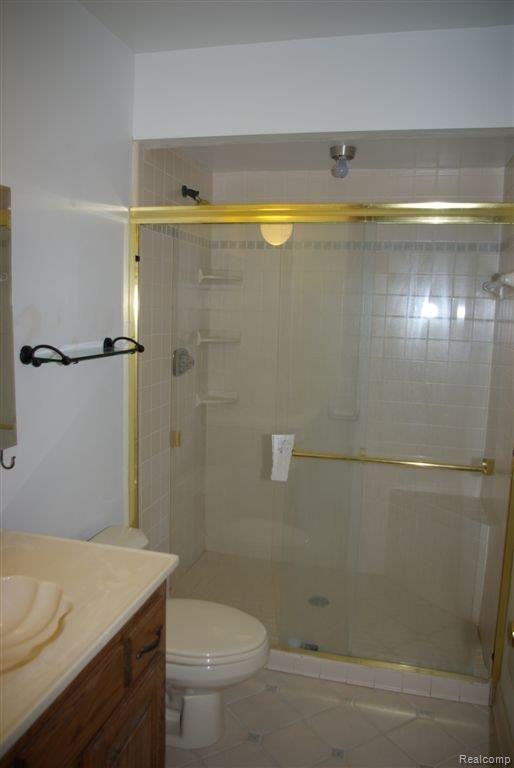 68815 Dequindre Road Oakland, MI 48363 - Photo 18 of 21 Master Bathroom