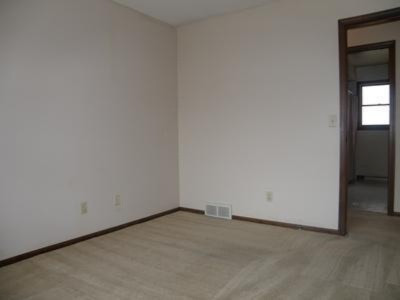 3331 Royal Oak Road Muskegon, MI 49441 - Photo 4 of 11 Additional Photo