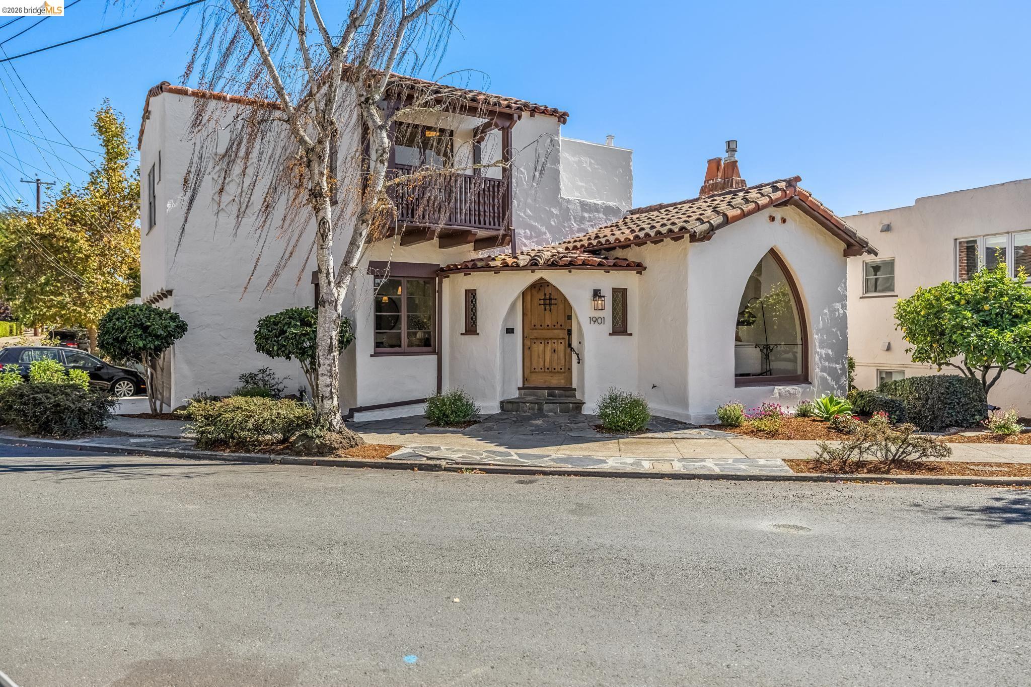 1901 Clemens Road Oakland, CA 94602 - Photo 4 of 72 Gallery Image 4
