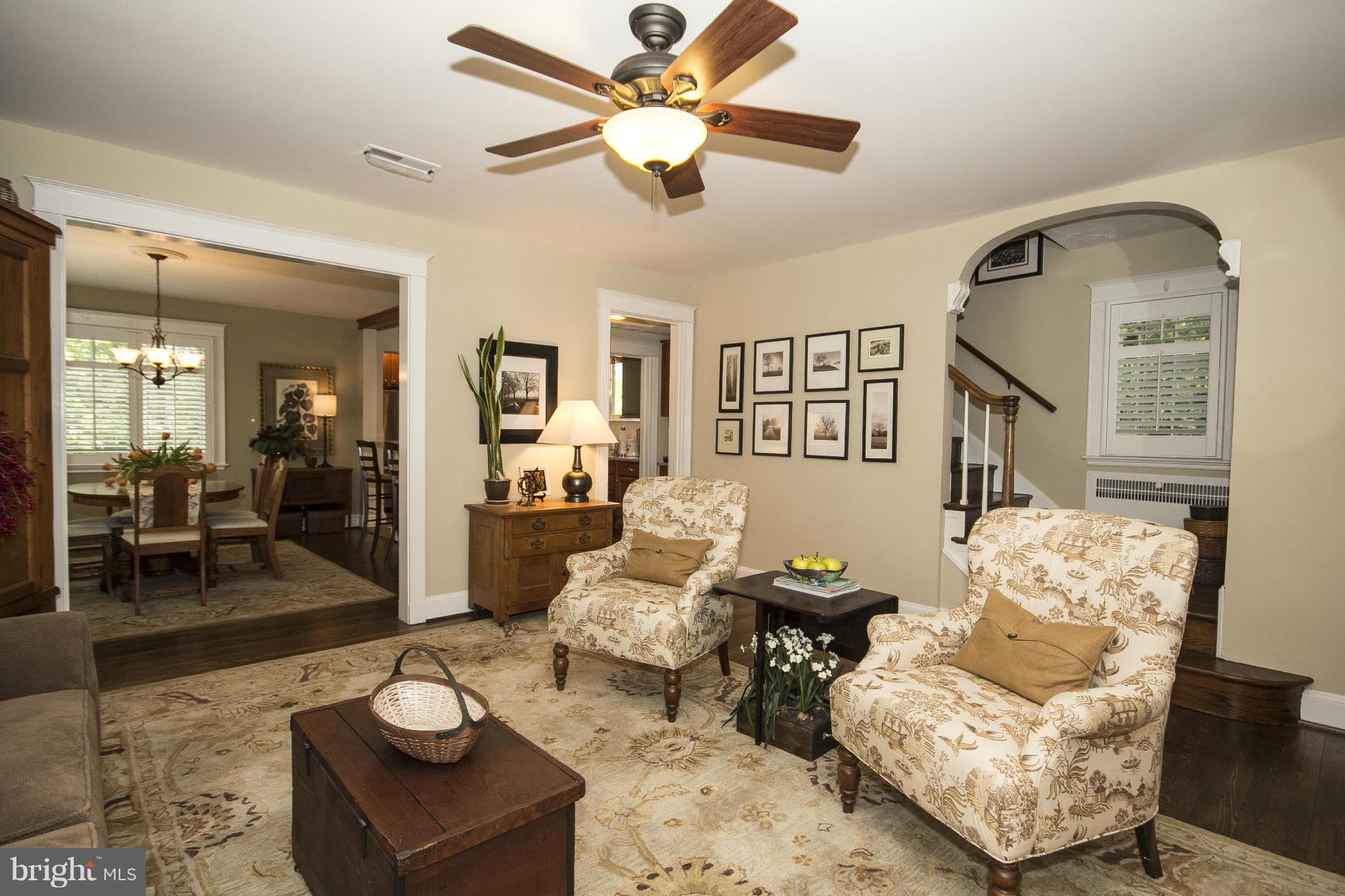 1217 Roundhill Road Baltimore, MD 21218 - Photo 1 of 30 Living Room